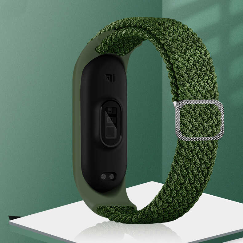 Xiaomi Mi Band 5 Uyumlu KRD-49 Örgü Kordon - 1